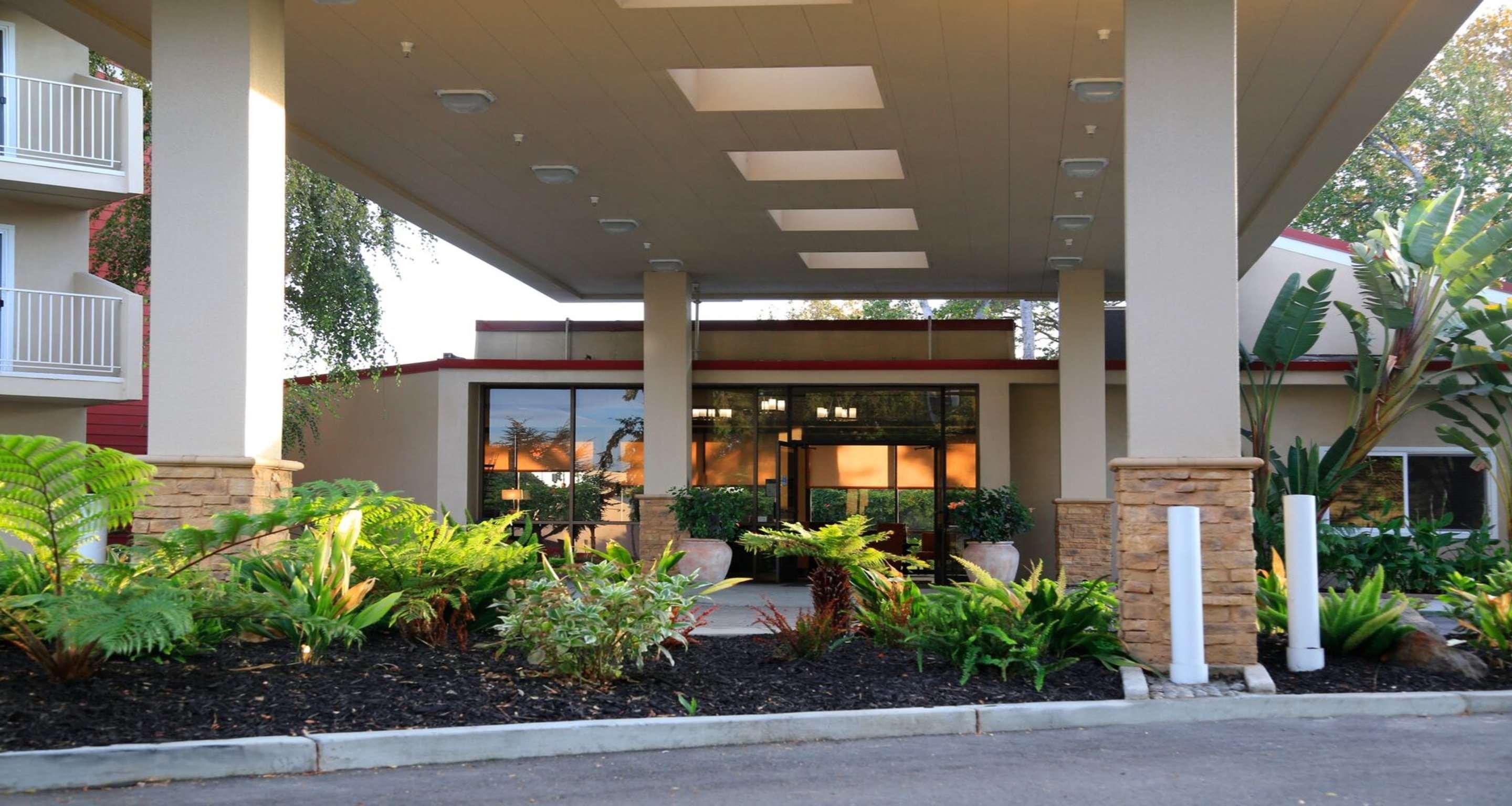 Best Western Plus Garden Court Inn Fremont Exterior foto